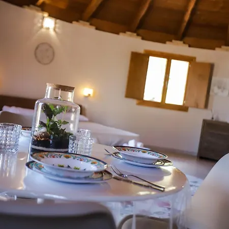 Pinnettu Sa Rosa - Jacuzzi&relax Deluxe Chalet Quartu SantʼElena