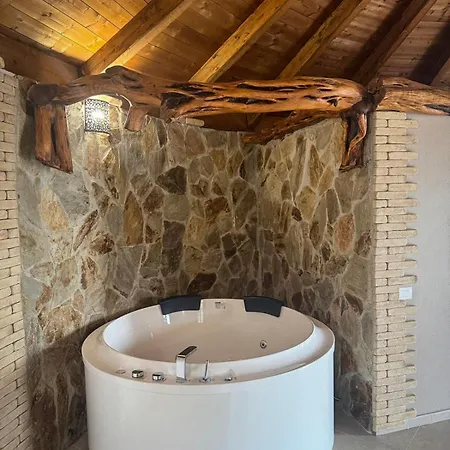Pinnettu Sa Rosa - Jacuzzi&relax Deluxe Chalet Quartu SantʼElena